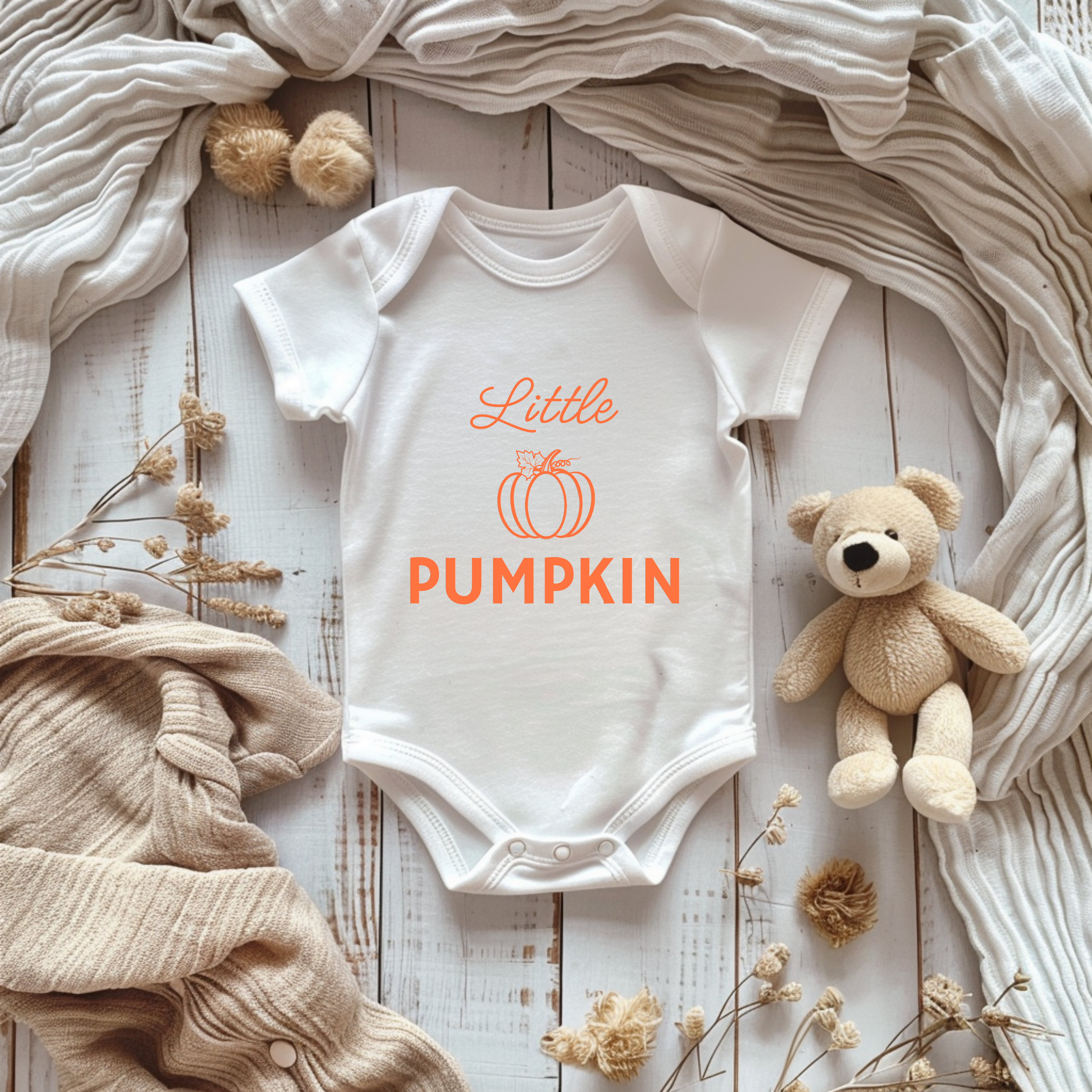 Bezaubernder Little Pumpkin-Strampler, Strampler mit Kürbis-Motiv, Herbstbaby Strampler, Strampler im Lineart-Stil, kuschelige Outfits Baby