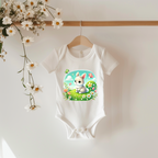 Hinreißender Baby-Strampler mit niedlichen Frühlingshäschen, süßes Geschenk Baby, Strampler mit niedlichen Frühlingshäschen