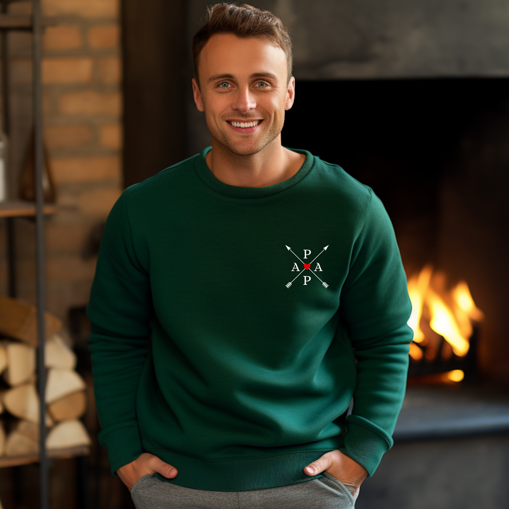 Moderner Papa-Pfeile Pullover, Papa Pullover mit Pfeilen und roten Herz, Geschenk zum Vatertag, minimalistisches Design, Familien Pullover