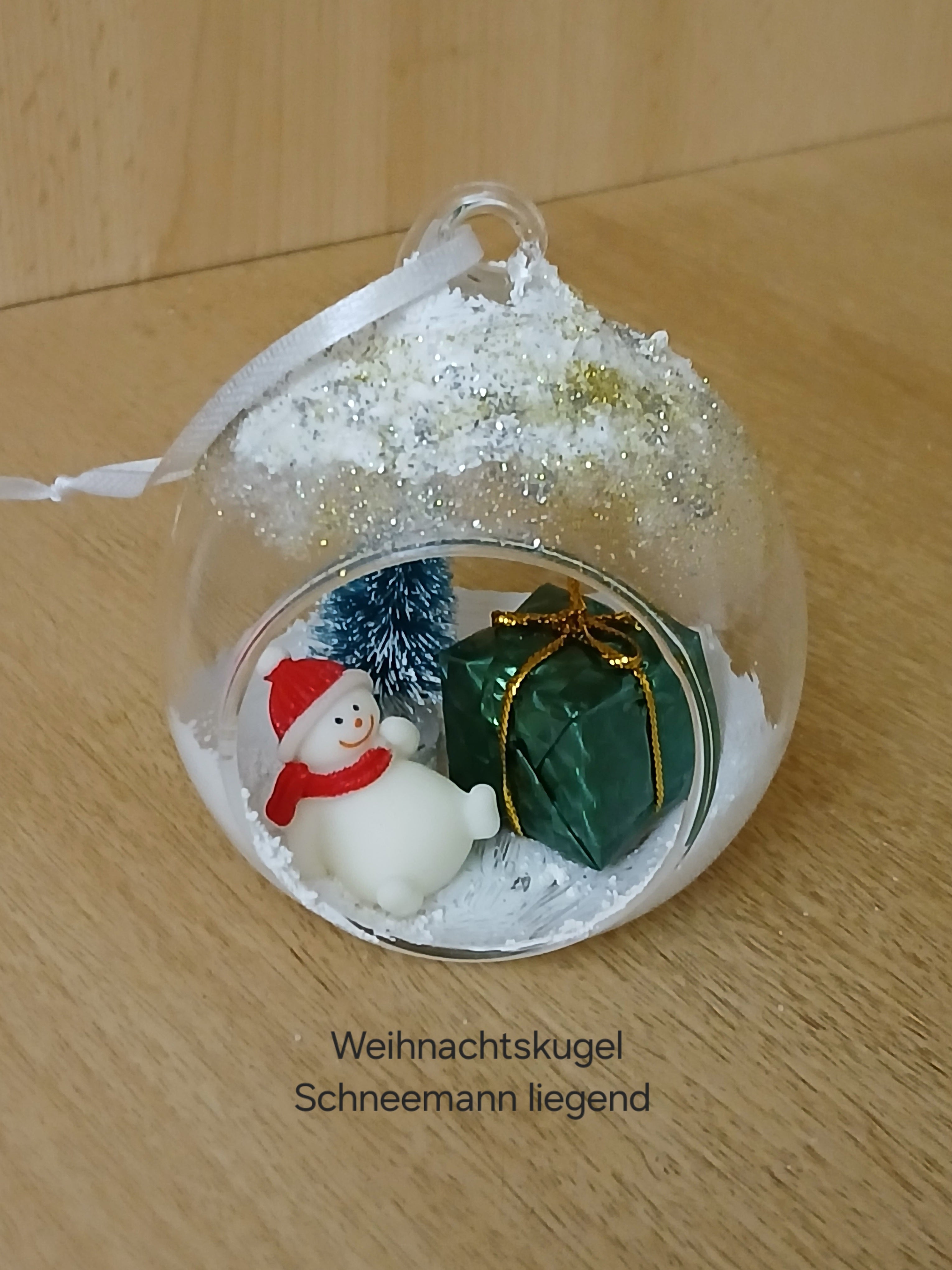 Befüllte Weihnachtskugeln mit niedlichen Weihnachtsfiguren zum Aufhängen – Einzigartige Christbaumkugeln für den Weihnachtsbaum