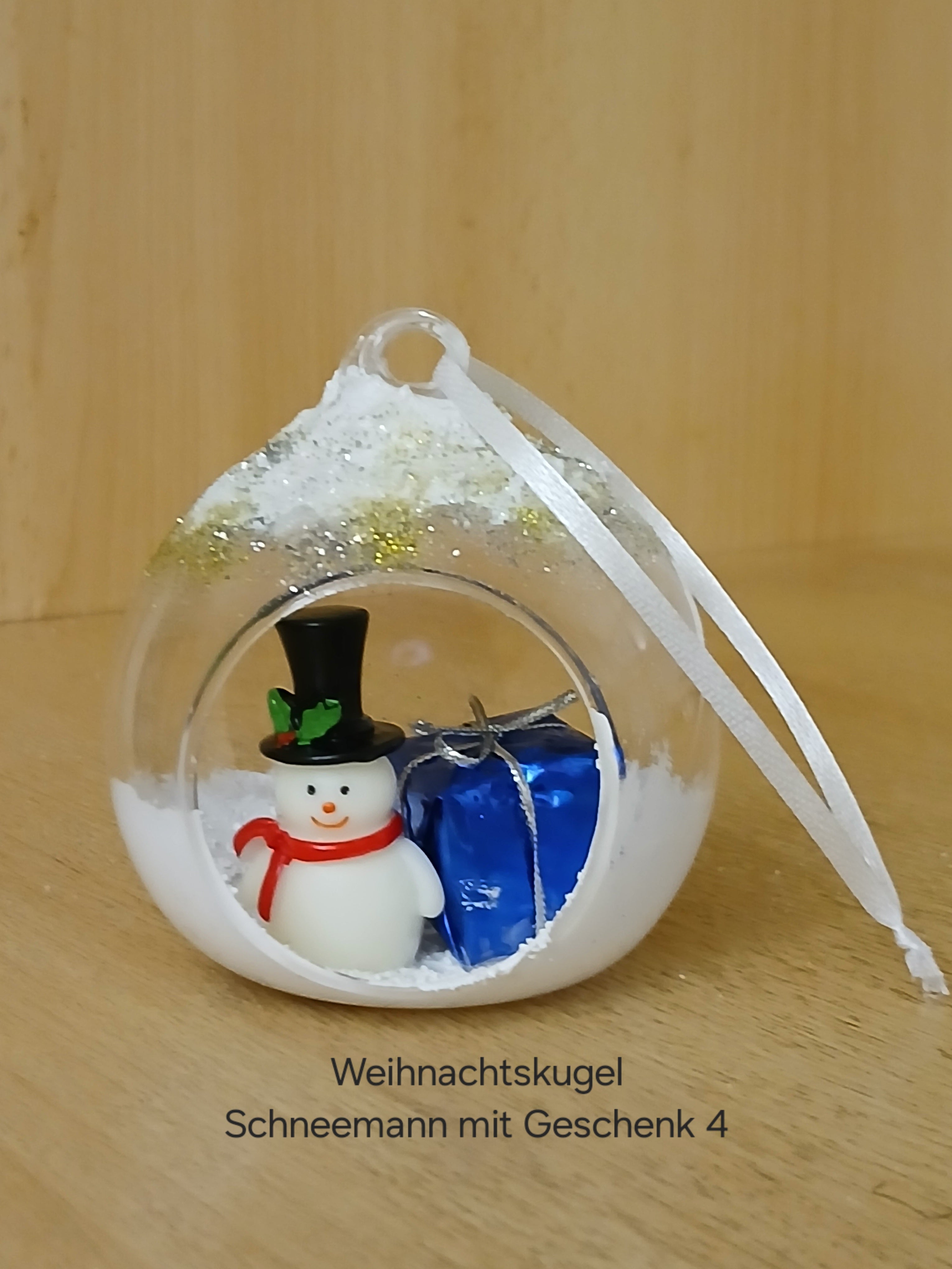 Befüllte Weihnachtskugeln mit niedlichen Weihnachtsfiguren zum Aufhängen – Einzigartige Christbaumkugeln für den Weihnachtsbaum