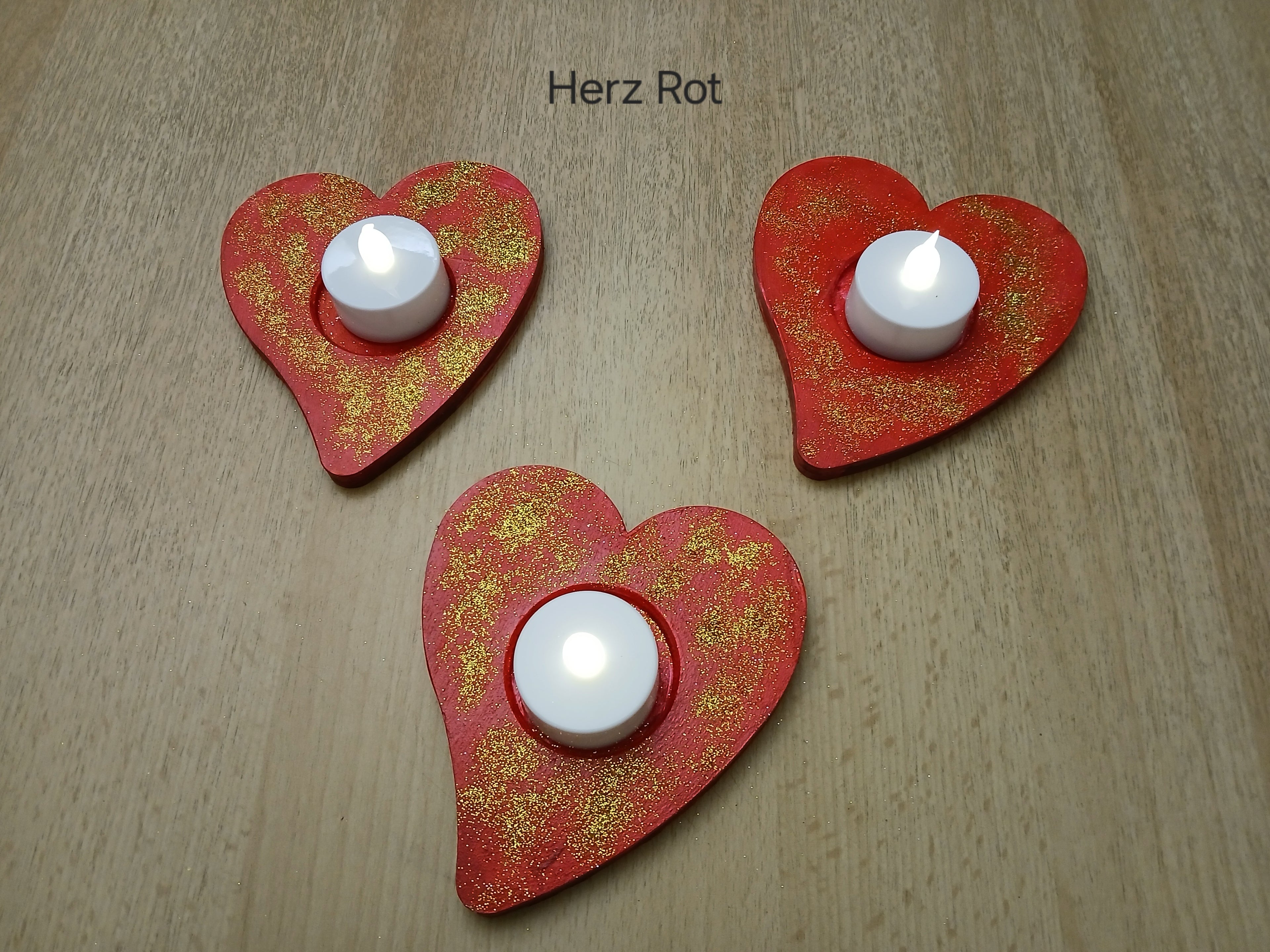 Romantische Teelichthalter in Herzform im 4er Set – romantische Tischdekoration inkl. Kerzen