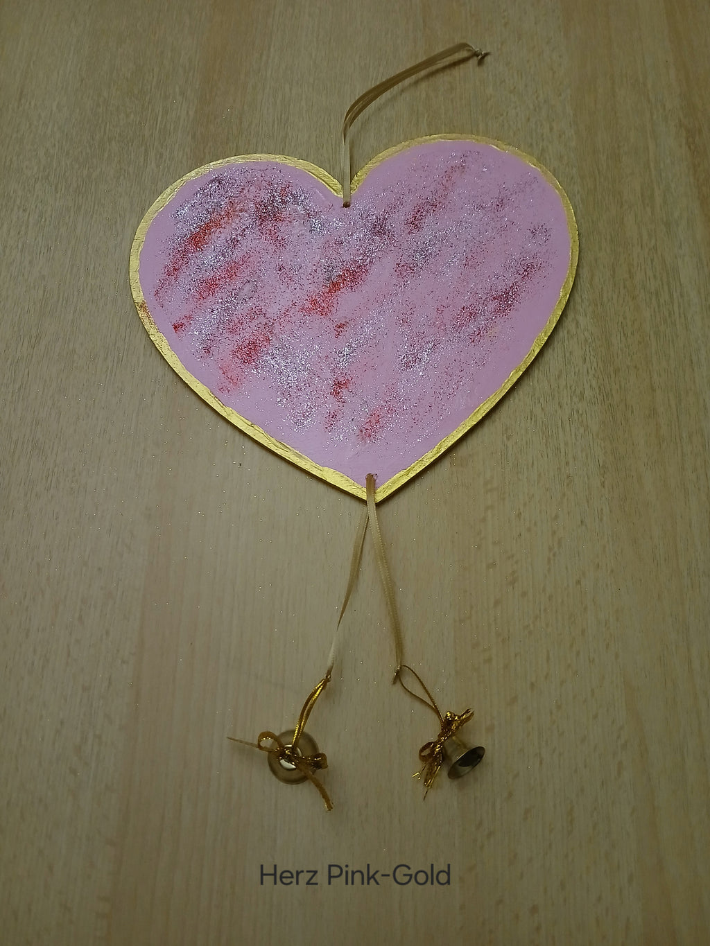 Zauberhaftes Türschild in Herzform mit Glöckchen – Romantische Deko für Zuhause