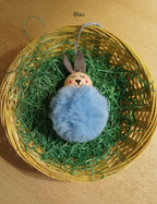 Flauschige Pompon-Häschen zum Aufhängen – Niedliche Osterdeko in Pastelltönen
