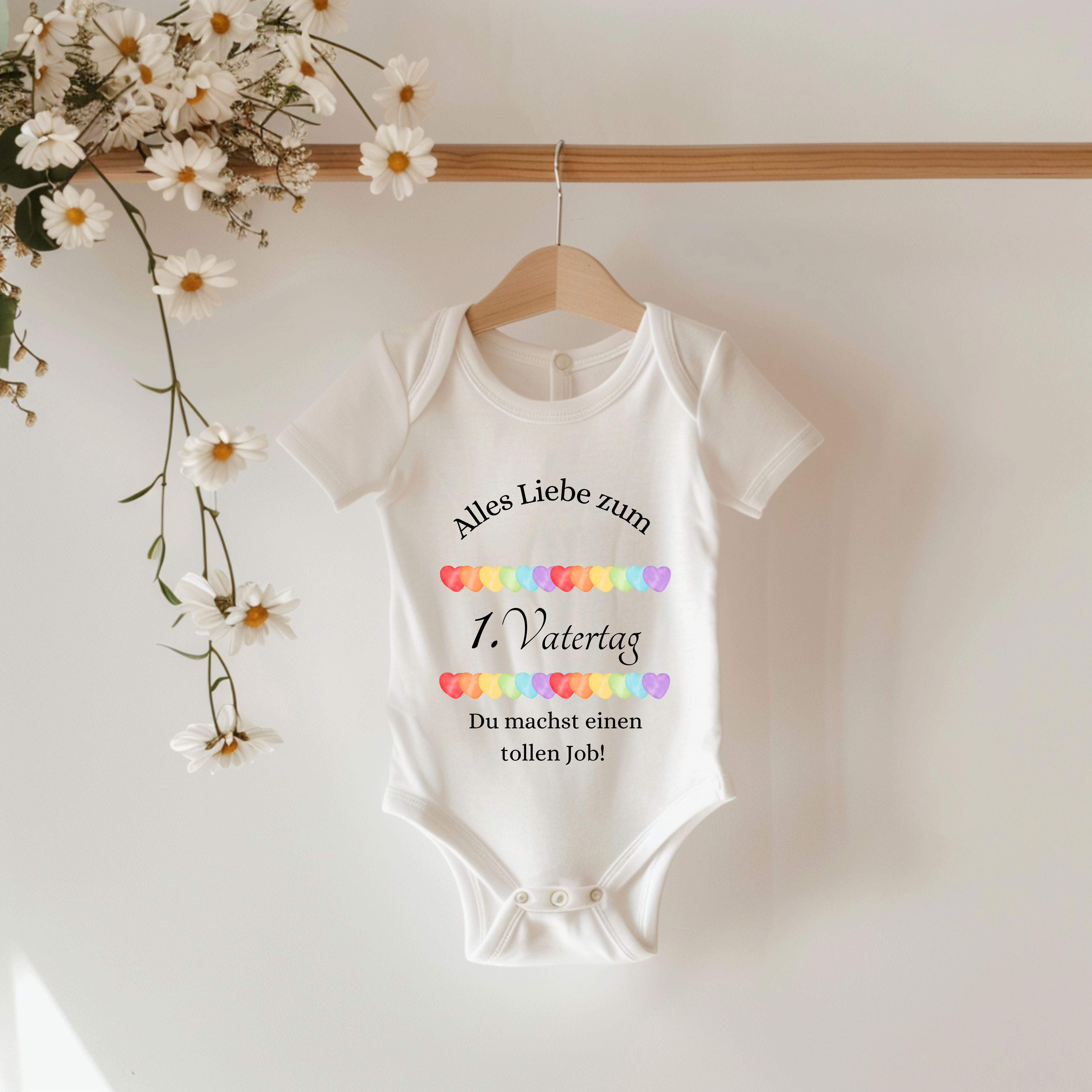 Niedlicher Baby-Strampler mit bunten Regenbogen-Herzen, erster Vatertag-Strampler, Regenbogen-Herzen Strampler, Geschenk zum Vatertag