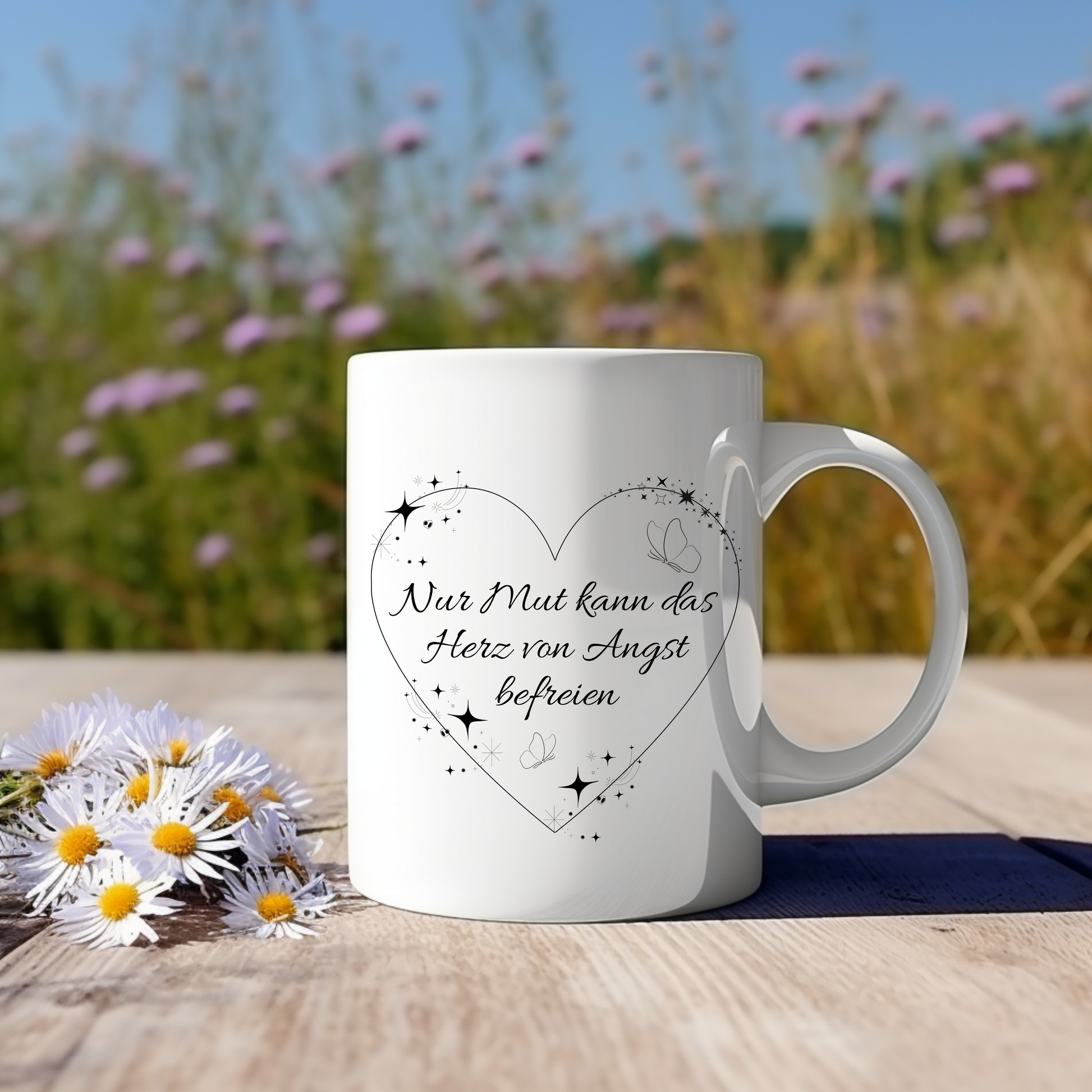 Keramiktasse mit liebevollen Motiv und Botschaft, Herzmotiv auf Tasse, Tasse im Lineart-Stil, Zitat für Mut Tasse