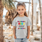 Buntes Kinder-Shirt für ersten Schultag, Erstklässler-Shirt, Shirt für kleine Entdecker, Shirt Erstklässler 2025, Must-have Schulanfänger