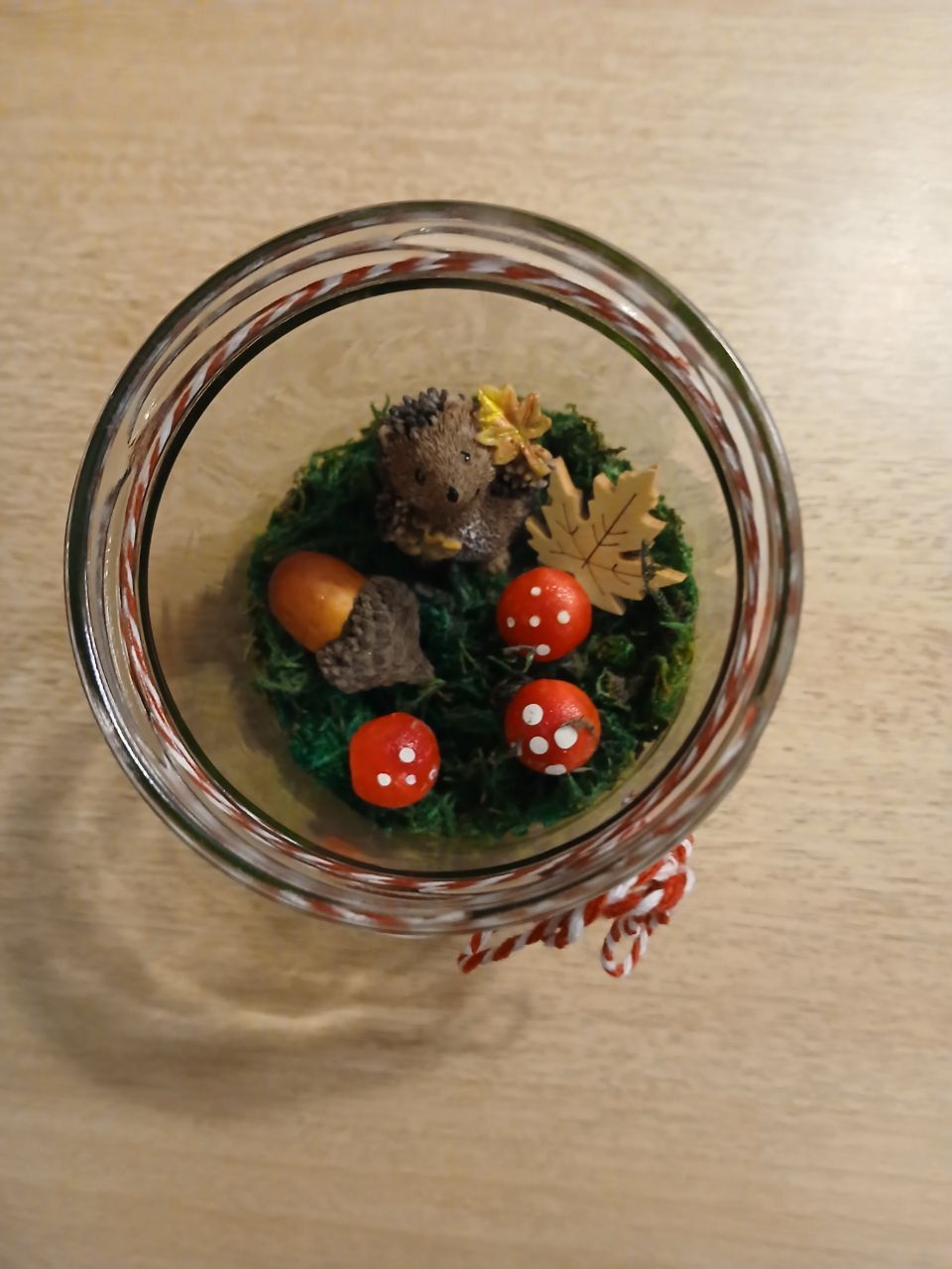 Herbstliches Einmachglas-Windlicht mit Igel – Stimmungsvolle Deko für gemütliche Herbsttage