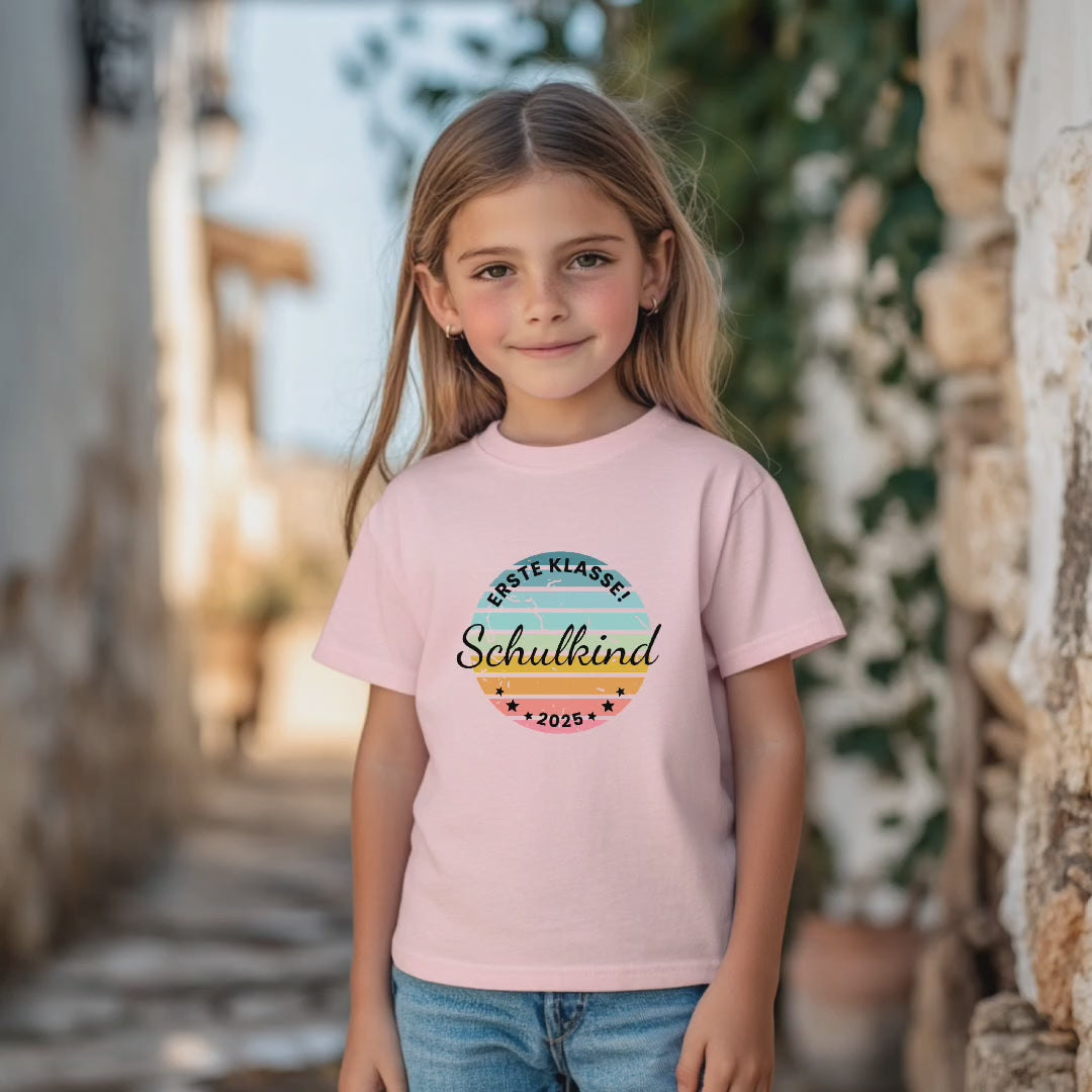 Farbenfrohes Erste Klasse Schulkind 2025-Shirt, stolze Erstklässler Shirt, Schulkind-Shirt, Outfit erster Schultag, Geschenk zur Schultüte