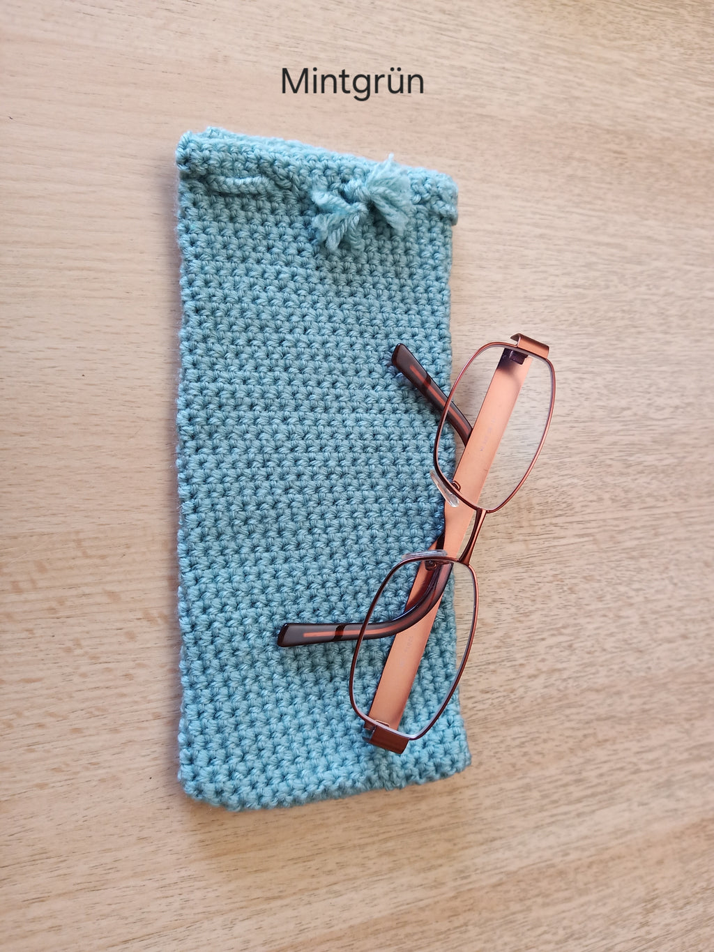 Hand-crocheted glasses case with hand-braided drawstring – 9 x 20 cm – in various colors